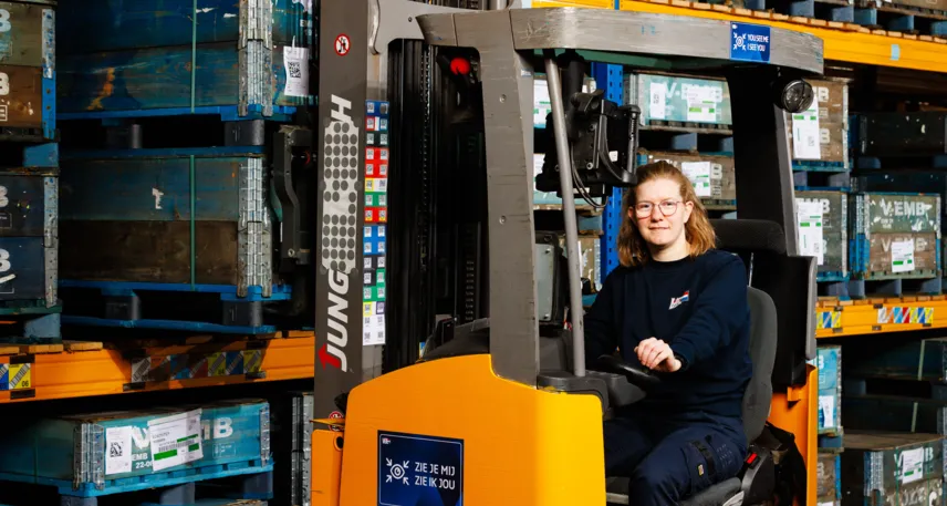  Roos Vollering - VDL VDS Technische Industrie Roos Vollering - VDL VDS Technische Industrie